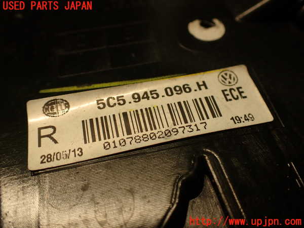5UPJ-22271530]VW ザ･ビートル(16CBZ)右テールランプ 中古_m0004.jpg