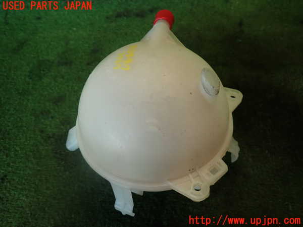 2UPJ-22272410]VW ザ･ビートル(16CBZ)ラジエータータンク 中古_m0002.jpg