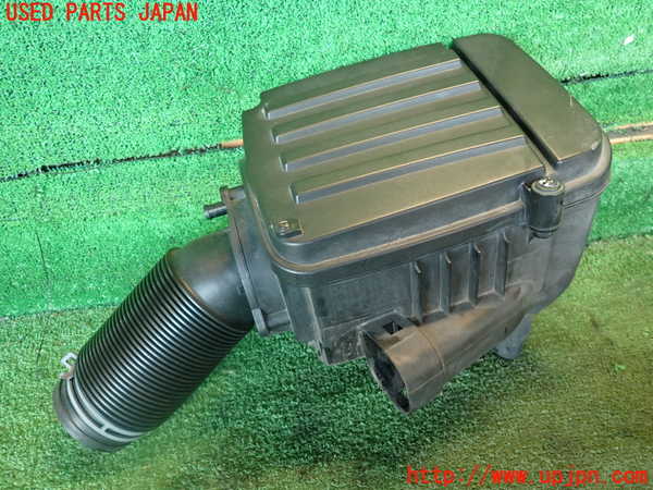 2UPJ-22272560]VW ザ･ビートル(16CBZ)エアクリーナーボックス 中古_m0001.jpg