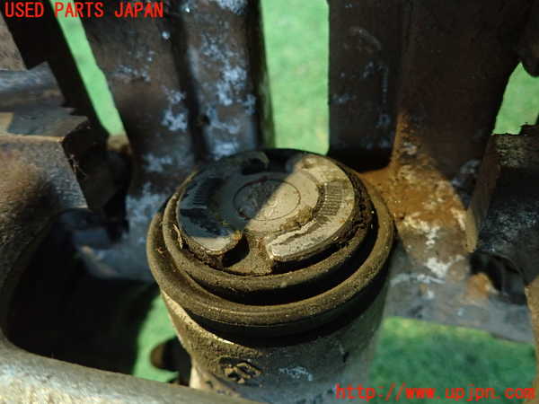 2UPJ-22274090]VW ザ･ビートル(16CBZ)右リアキャリパー 中古_m0003.jpg