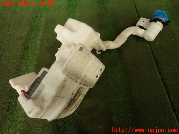 2UPJ-22276791]VW ザ･ビートル(16CBZ)ウォッシャータンク1 中古_m0001.jpg