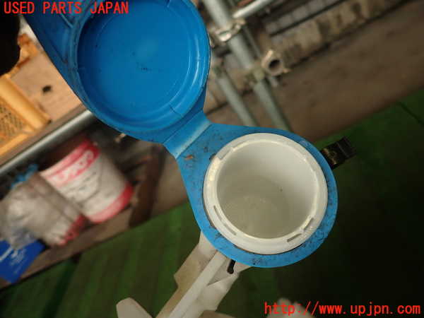 2UPJ-22276791]VW ザ･ビートル(16CBZ)ウォッシャータンク1 中古_m0005.jpg