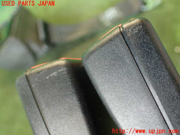 5UPJ-22277155]VW ザ･ビートル(16CBZ)右2列目シートベルト 中古_m0003.jpg