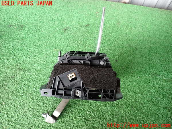 5UPJ-22287555]レクサス・GS350(GRL12)ATシフトレバー 中古_m0002.jpg