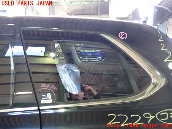 2UPJ-22291382]アウトランダーPHEV(GG2W)左クォーターガラス (43R-007953 M2L3) 中古_m0001.jpg
