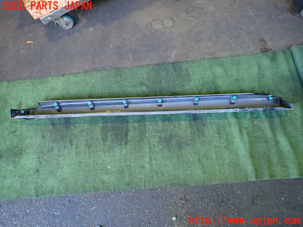 2UPJ-22291390]アウトランダーPHEV(GG2W)右サイドステップ 中古_m0005.jpg