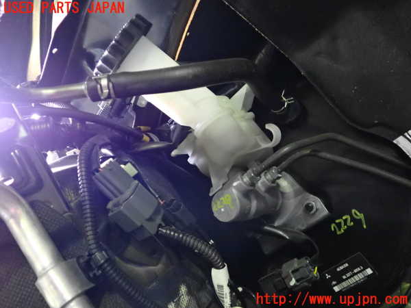 2UPJ-22294050]アウトランダーPHEV(GG2W)ブレーキマスターシリンダー 中古_m0001.jpg