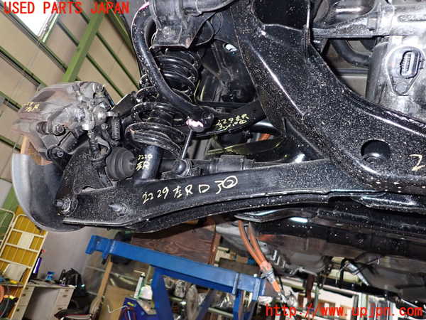 2UPJ-22295227]アウトランダーPHEV(GG2W)左リアロアアーム2 中古_m0001.jpg