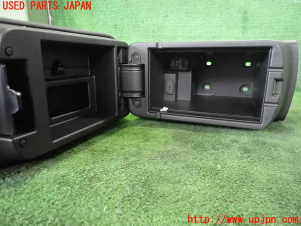 2UPJ-22297540]アウトランダーPHEV(GG2W)センターコンソール 中古_m0003.jpg