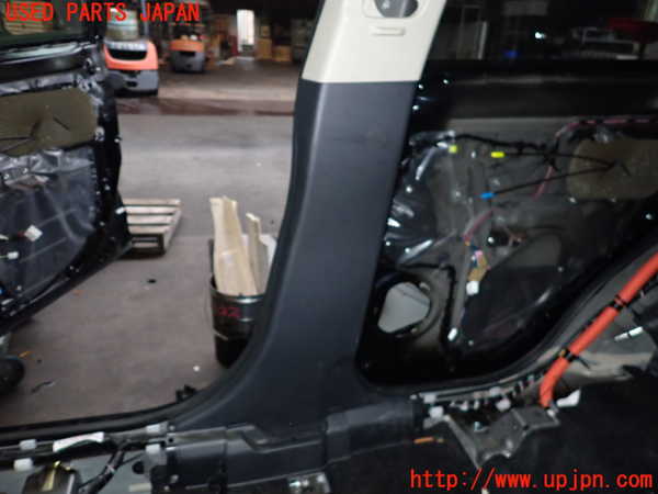 2UPJ-22297665]アウトランダーPHEV(GG2W)右センターピラートリム 中古_m0003.jpg