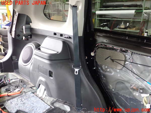 2UPJ-22297185]アウトランダーPHEV(GG2W)左2列目シートベルト 中古_m0001.jpg