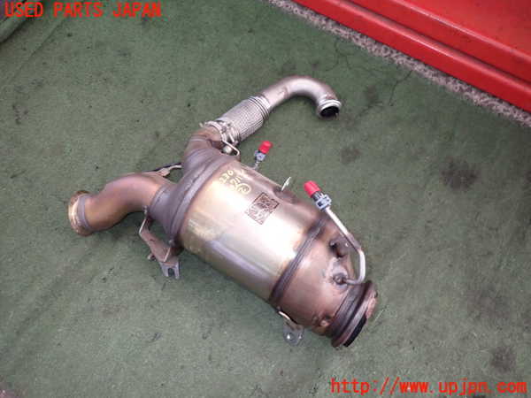 2UPJ-22302662]アウディ・A4 アバント(8WDEZ)触媒2 中古_m0001.jpg