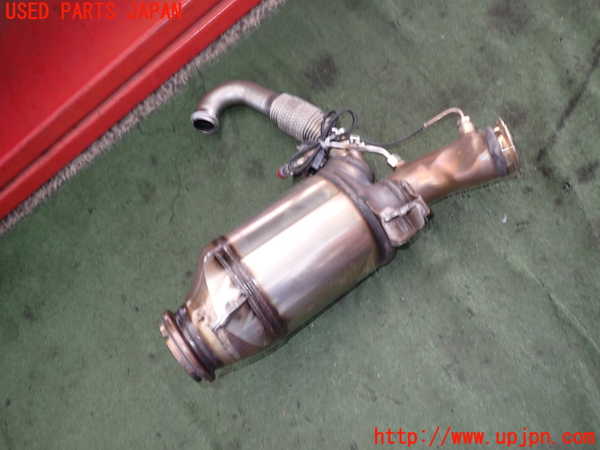 2UPJ-22302662]アウディ・A4 アバント(8WDEZ)触媒2 中古_m0002.jpg