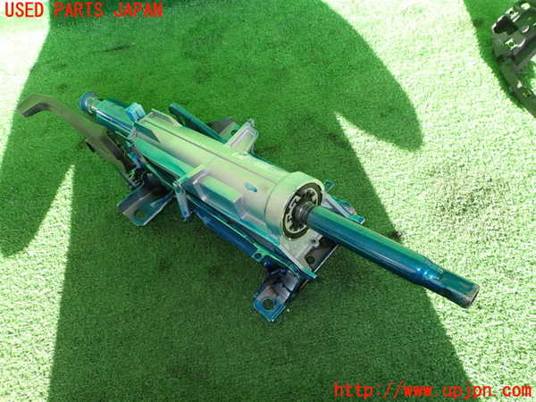 2UPJ-22304260]アウディ・A4 アバント(8WDEZ)ステアリングシャフト 中古_m0002.jpg