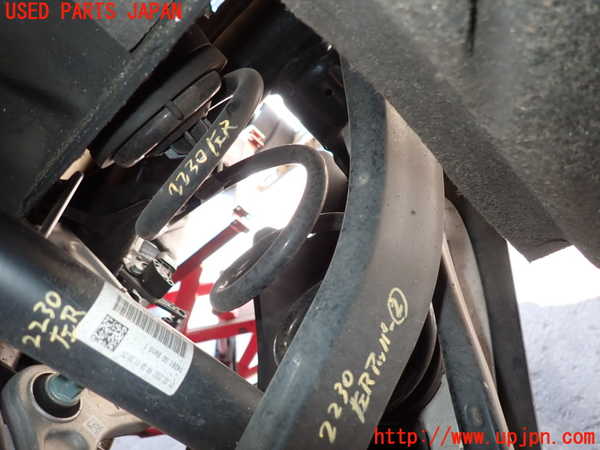 2UPJ-22305105]アウディ・A4 アバント(8WDEZ)左リアスプリング 中古_m0001.jpg