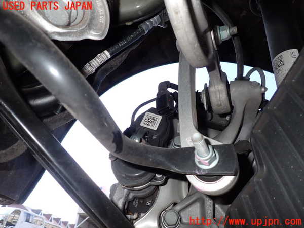 2UPJ-22305445]アウディ・A4 アバント(8WDEZ)リアスタビライザー 中古_m0002.jpg