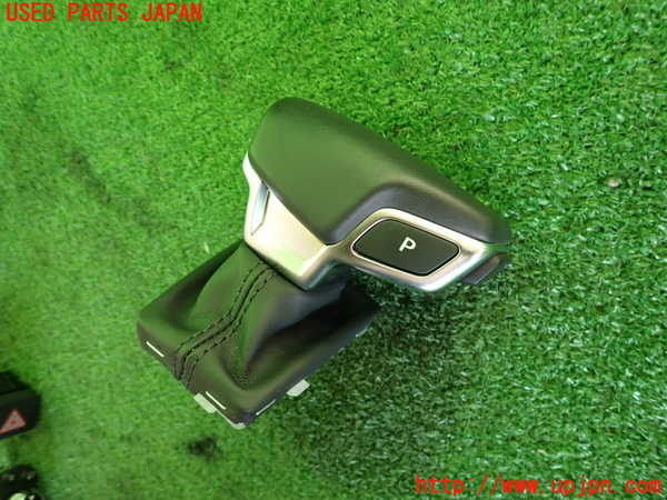 2UPJ-22307570]アウディ・A4 アバント(8WDEZ)シフトノブ 中古_m0001.jpg