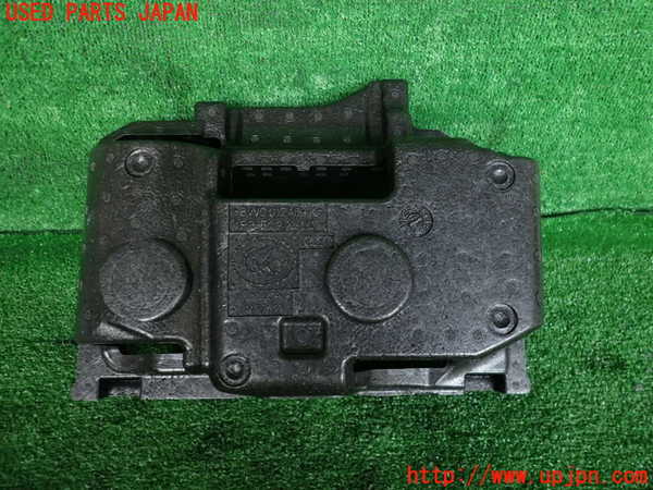 2UPJ-22307771]アウディ・A4 アバント(8WDEZ)ラゲッジトレイ1 中古_m0002.jpg
