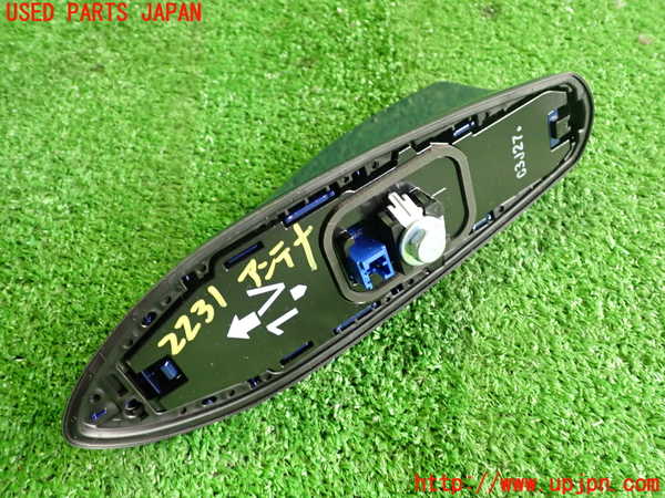 5UPJ-22316550]アクア(AQUA)(MXPK11)アンテナ 中古_m0002.jpg