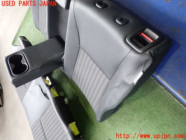 5UPJ-22317385]アクア(AQUA)(MXPK11)リアシート 【ジャンク品】 中古_m0004.jpg