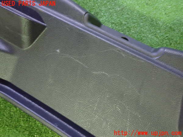 5UPJ-22317740]アクア(AQUA)(MXPK11)スカッフプレート 中古_m0002.jpg