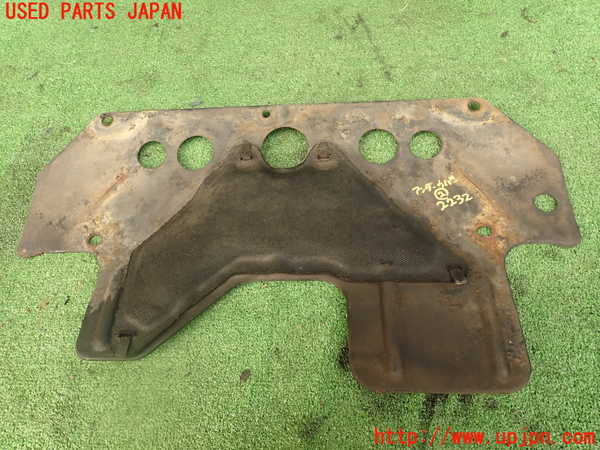 2UPJ-22321722]ランクル60系(HJ61V(改))アンダーカバー2 中古_m0002.jpg