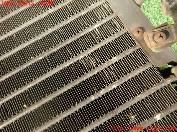 2UPJ-22326031]ランクル60系(HJ61V(改))エアコンコンデンサー1 中古_m0002.jpg