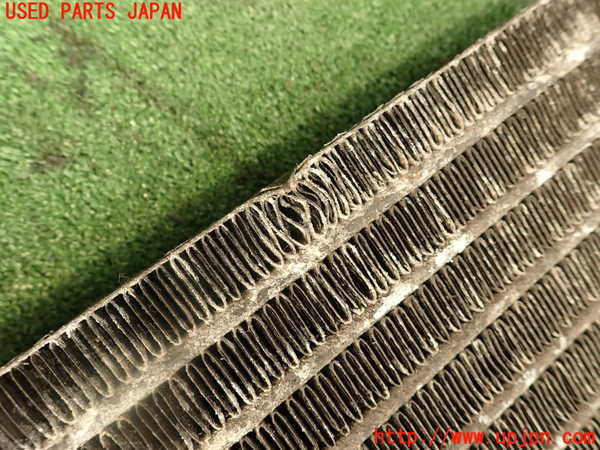 2UPJ-22326031]ランクル60系(HJ61V(改))エアコンコンデンサー1 中古_m0005.jpg