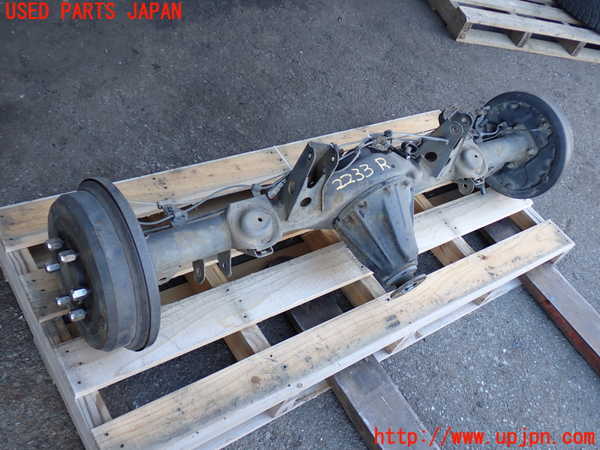 2UPJ-22334400]ハイラックスサーフ(KZN185W)リアデフホーシング 中古_m0001.jpg