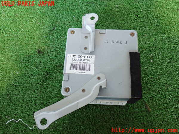2UPJ-22336125]ハイラックスサーフ(KZN185W)ABSコンピューター 中古_m0003.jpg