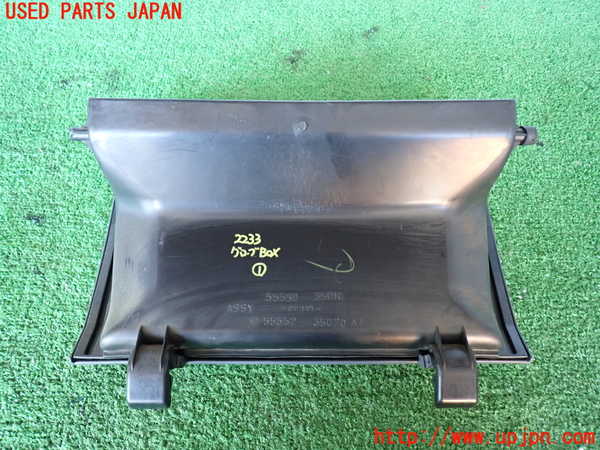 2UPJ-22337516]ハイラックスサーフ(KZN185W)グローブボックス1 中古_m0003.jpg