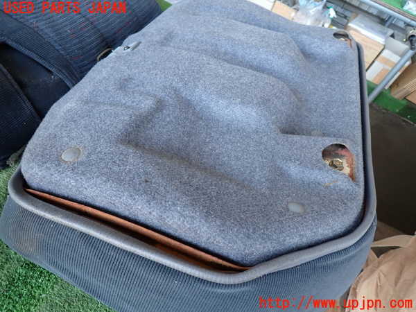 2UPJ-22337435]ハイラックスサーフ(KZN185W)左リアシート 中古_m0004.jpg