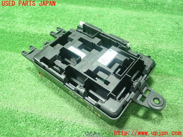 1UPJ-22346742]BMW 328i グランツーリスモ(F34)(3X28)ヒューズボックス2 中古_m0002.jpg
