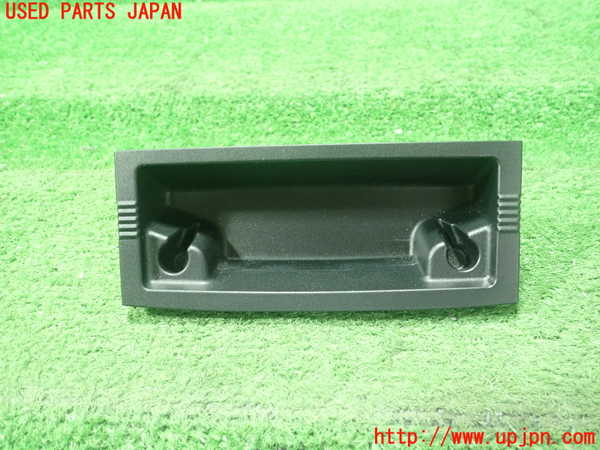1UPJ-22347821]BMW 328i グランツーリスモ(F34)(3X28)灰皿1 中古_m0001.jpg