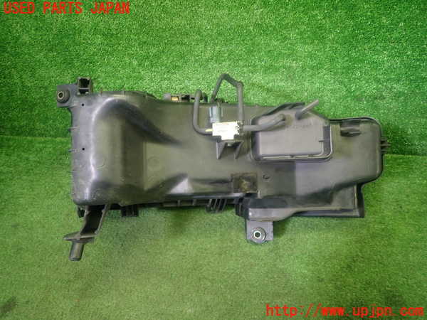 5UPJ-22352560]セリカ(ZZT231)エアクリーナーボックス 中古_m0004.jpg