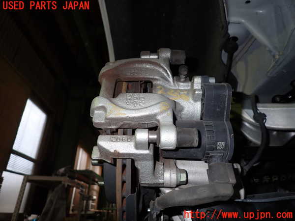 5UPJ-22364095]レヴォーグ(VN5)左リアキャリパー 中古_m0001.jpg
