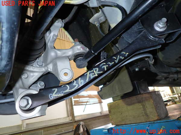 5UPJ-22365330]レヴォーグ(VN5)左リアテンションロッド 中古_m0001.jpg