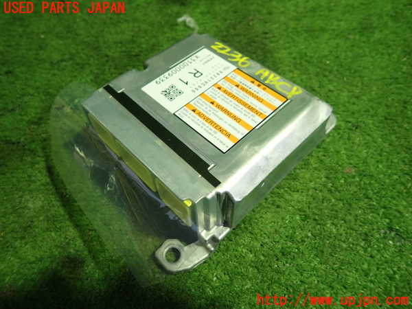 5UPJ-22366145]レヴォーグ(VN5)エアバッグコンピューター 中古_m0001.jpg