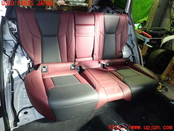 5UPJ-22367385]レヴォーグ(VN5)リアシート 中古_m0001.jpg