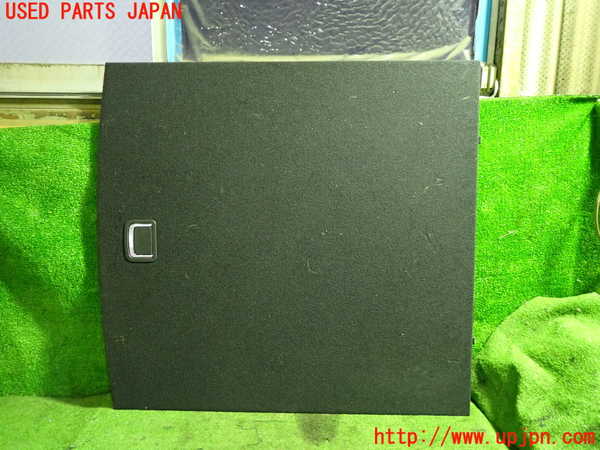 5UPJ-22367771]レヴォーグ(VN5)ラゲッジトレイ1 中古_m0001.jpg