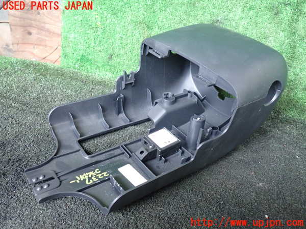 5UPJ-22377905]ランドローバー・レンジローバー イヴォーク(LV2A)コラムカバー 中古_m0002.jpg