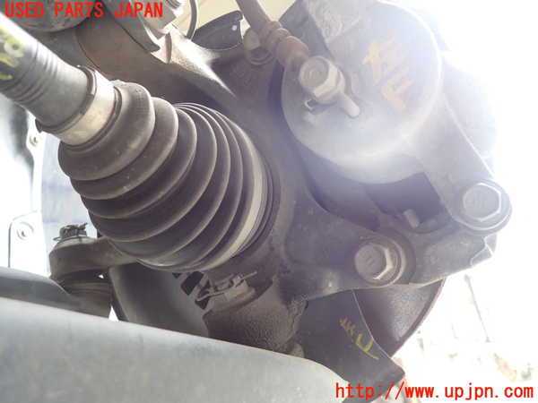 5UPJ-22384295]エスクァイアハイブリッド(ZWR80G)左フロントナックルハブ 中古_m0002.jpg