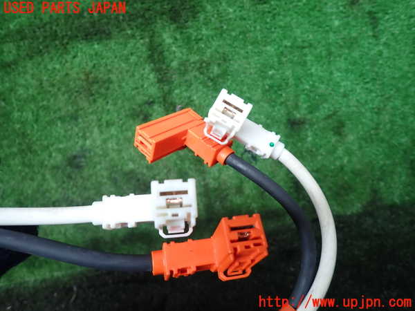 5UPJ-22386806]エスクァイアハイブリッド(ZWR80G)ハーネス1 中古_m0002.jpg