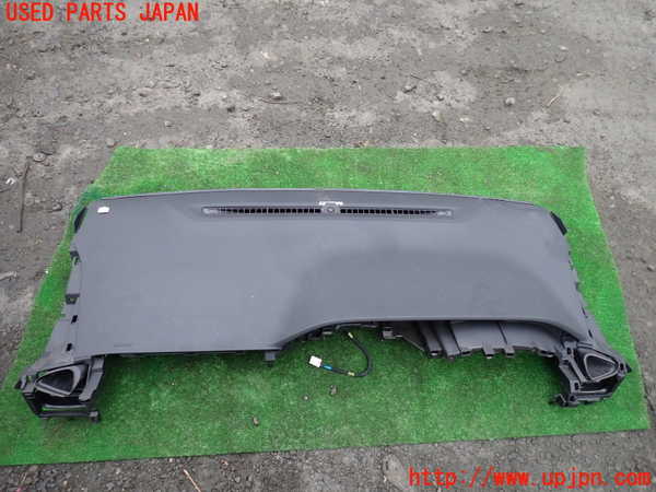 5UPJ-22387505]エスクァイアハイブリッド(ZWR80G)ダッシュボード 中古_m0001.jpg