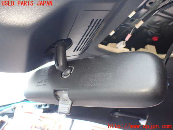 5UPJ-22387615]エスクァイアハイブリッド(ZWR80G)ルームミラー 中古_m0002.jpg