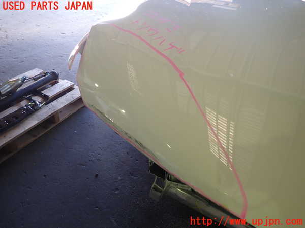 5UPJ-22391060]BMW M4 クーペ(3C30 F82)ボンネットフード 中古_m0002.jpg