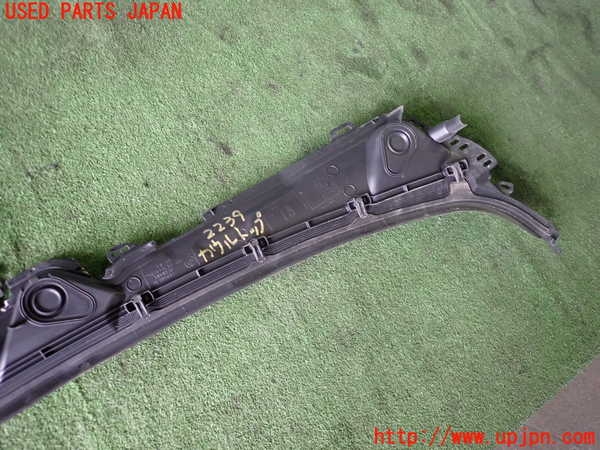 5UPJ-22391190]BMW M4 クーペ(3C30 F82)カウルトップ 中古_m0004.jpg