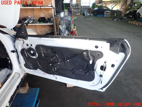 5UPJ-22391230]BMW M4 クーペ(3C30 F82)右ドア 43R-001025 中古_m0004.jpg