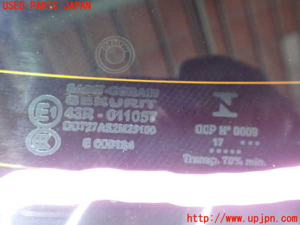 5UPJ-22391560]BMW M4 クーペ(3C30 F82)リアガラス 43R-011057 中古_m0003.jpg