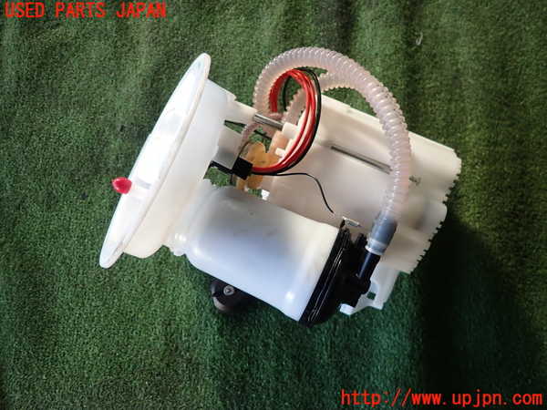 5UPJ-22392510]BMW M4 クーペ(3C30 F82)燃料ポンプ 中古_m0003.jpg